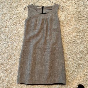 Madison shift dress, size 6 in gray. Like new.